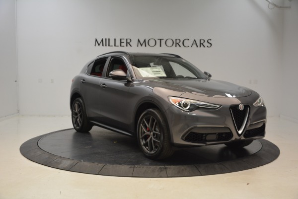 New 2018 Alfa Romeo Stelvio Ti Sport Q4 for sale Sold at Bugatti of Greenwich in Greenwich CT 06830 11