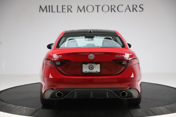 Used 2018 Alfa Romeo Giulia Ti Sport Q4 for sale Sold at Bugatti of Greenwich in Greenwich CT 06830 6