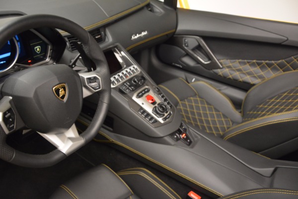 Used 2015 Lamborghini Aventador LP 700-4 Roadster for sale Sold at Bugatti of Greenwich in Greenwich CT 06830 19