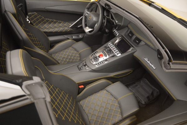 Used 2015 Lamborghini Aventador LP 700-4 Roadster for sale Sold at Bugatti of Greenwich in Greenwich CT 06830 21