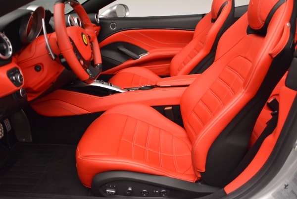 Used 2015 Ferrari California T for sale Sold at Bugatti of Greenwich in Greenwich CT 06830 26