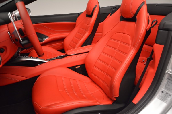 Used 2015 Ferrari California T for sale Sold at Bugatti of Greenwich in Greenwich CT 06830 27