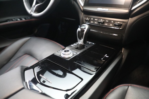Used 2018 Maserati Ghibli S Q4 for sale $34,900 at Bugatti of Greenwich in Greenwich CT 06830 25