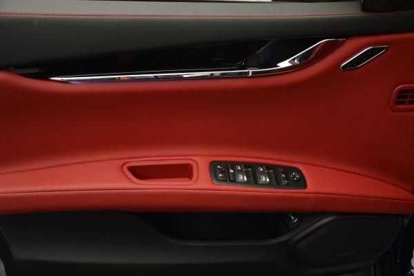 New 2016 Maserati Quattroporte S Q4 ******* DEALERS DEMO for sale Sold at Bugatti of Greenwich in Greenwich CT 06830 17