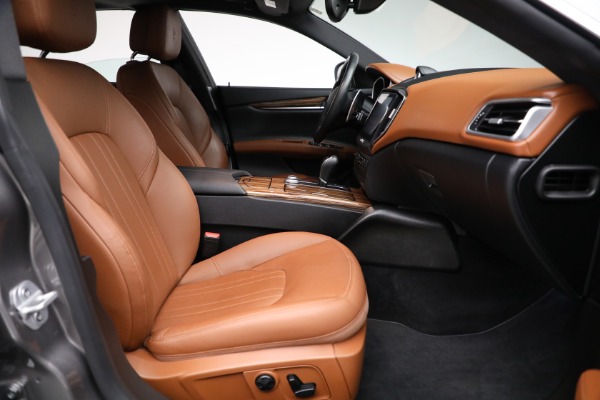 New 2018 Maserati Ghibli S Q4 for sale Sold at Bugatti of Greenwich in Greenwich CT 06830 20