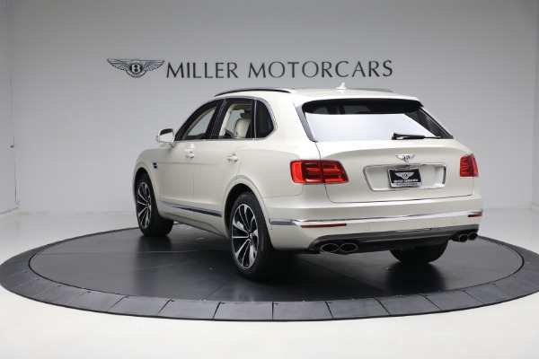Used 2018 Bentley Bentayga Signature Edition for sale Sold at Bugatti of Greenwich in Greenwich CT 06830 5