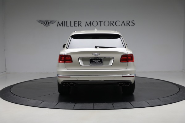 Used 2018 Bentley Bentayga Signature Edition for sale Sold at Bugatti of Greenwich in Greenwich CT 06830 6