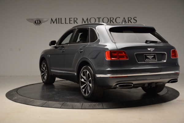 Used 2018 Bentley Bentayga W12 Signature for sale Sold at Bugatti of Greenwich in Greenwich CT 06830 5