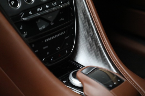 Used 2018 Aston Martin DB11 V12 for sale $127,900 at Bugatti of Greenwich in Greenwich CT 06830 21