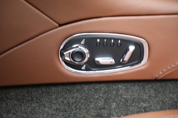 Used 2018 Aston Martin DB11 V12 for sale $127,900 at Bugatti of Greenwich in Greenwich CT 06830 23