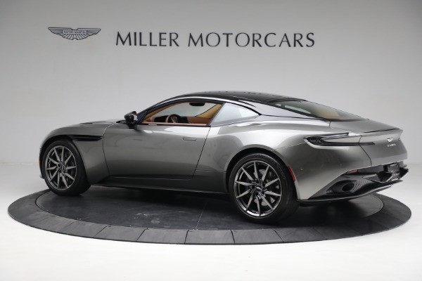 Used 2018 Aston Martin DB11 V12 for sale $127,900 at Bugatti of Greenwich in Greenwich CT 06830 3