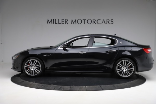 Used 2018 Maserati Ghibli S Q4 Gransport for sale Sold at Bugatti of Greenwich in Greenwich CT 06830 3