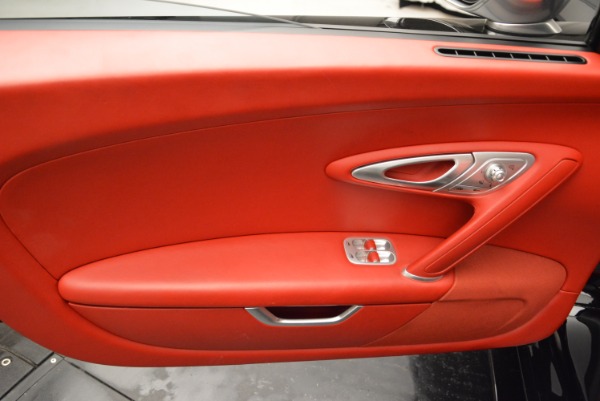 Used 2010 Bugatti Veyron 16.4 Sang Noir for sale Sold at Bugatti of Greenwich in Greenwich CT 06830 16