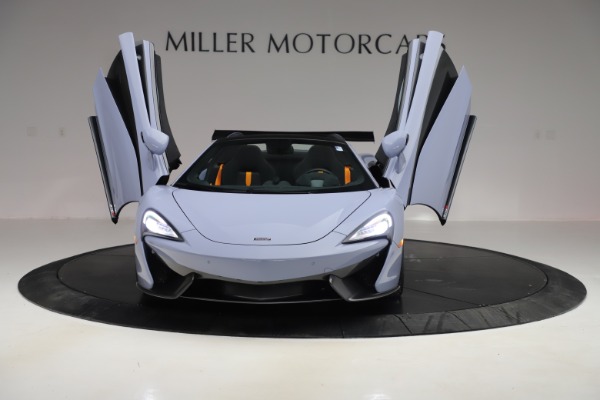 Used 2018 McLaren 570S Spider for sale Sold at Bugatti of Greenwich in Greenwich CT 06830 17