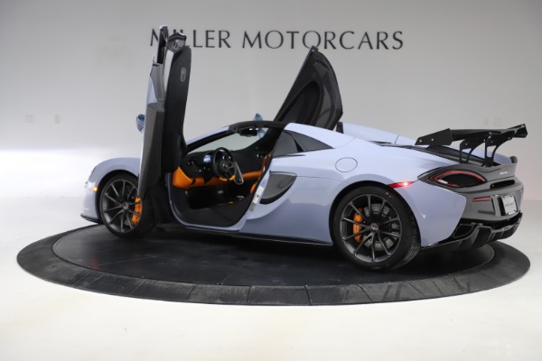 Used 2018 McLaren 570S Spider for sale Sold at Bugatti of Greenwich in Greenwich CT 06830 20