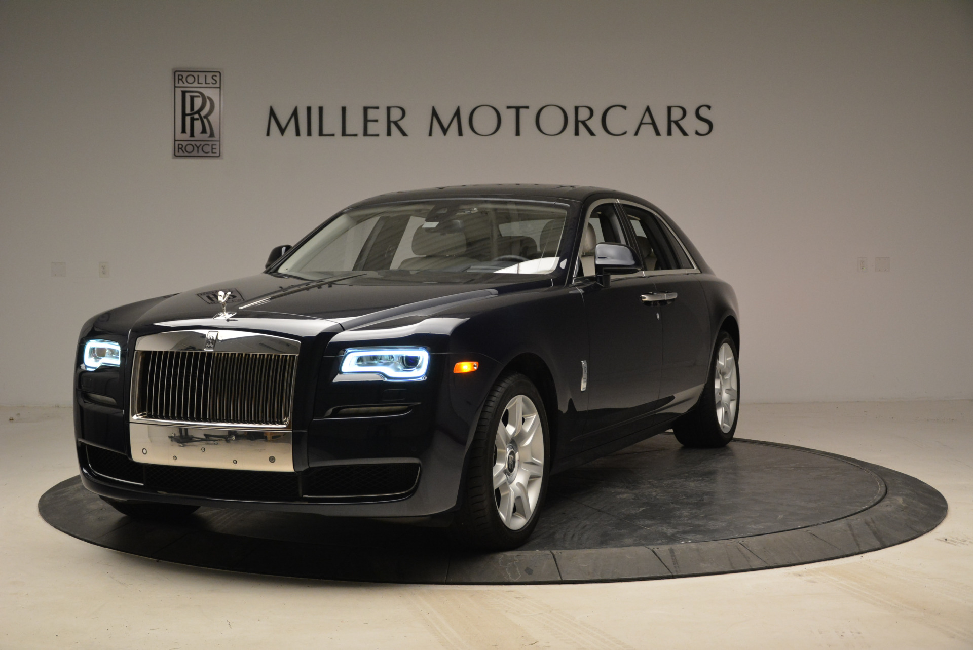 Used 2015 Rolls-Royce Ghost for sale Sold at Bugatti of Greenwich in Greenwich CT 06830 1