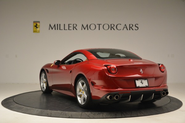 Used 2015 Ferrari California T for sale Sold at Bugatti of Greenwich in Greenwich CT 06830 17