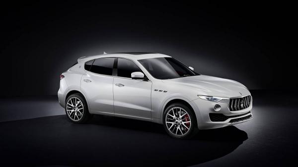 New 2017 Maserati Levante for sale Sold at Bugatti of Greenwich in Greenwich CT 06830 3