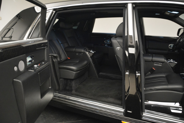 Used 2014 Rolls-Royce Phantom EWB for sale Sold at Bugatti of Greenwich in Greenwich CT 06830 11