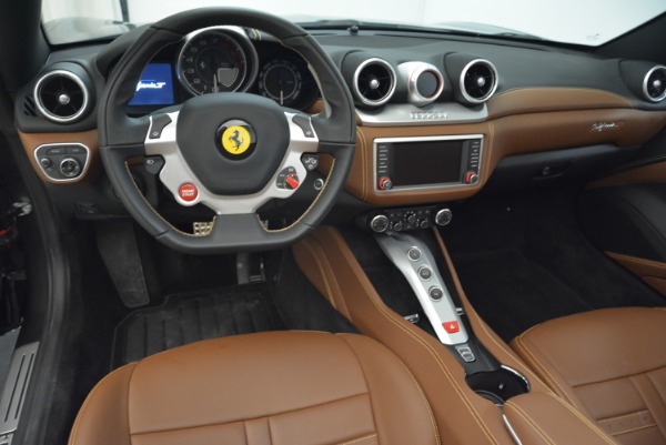 Used 2016 Ferrari California T for sale Sold at Bugatti of Greenwich in Greenwich CT 06830 27