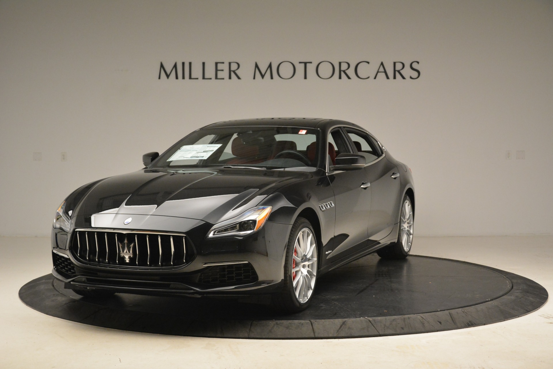 New 2018 Maserati Quattroporte S Q4 GranLusso for sale Sold at Bugatti of Greenwich in Greenwich CT 06830 1