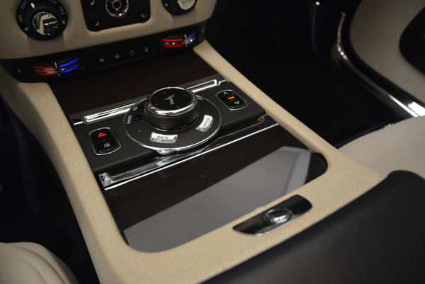 Used 2015 Rolls-Royce Wraith for sale Sold at Bugatti of Greenwich in Greenwich CT 06830 19