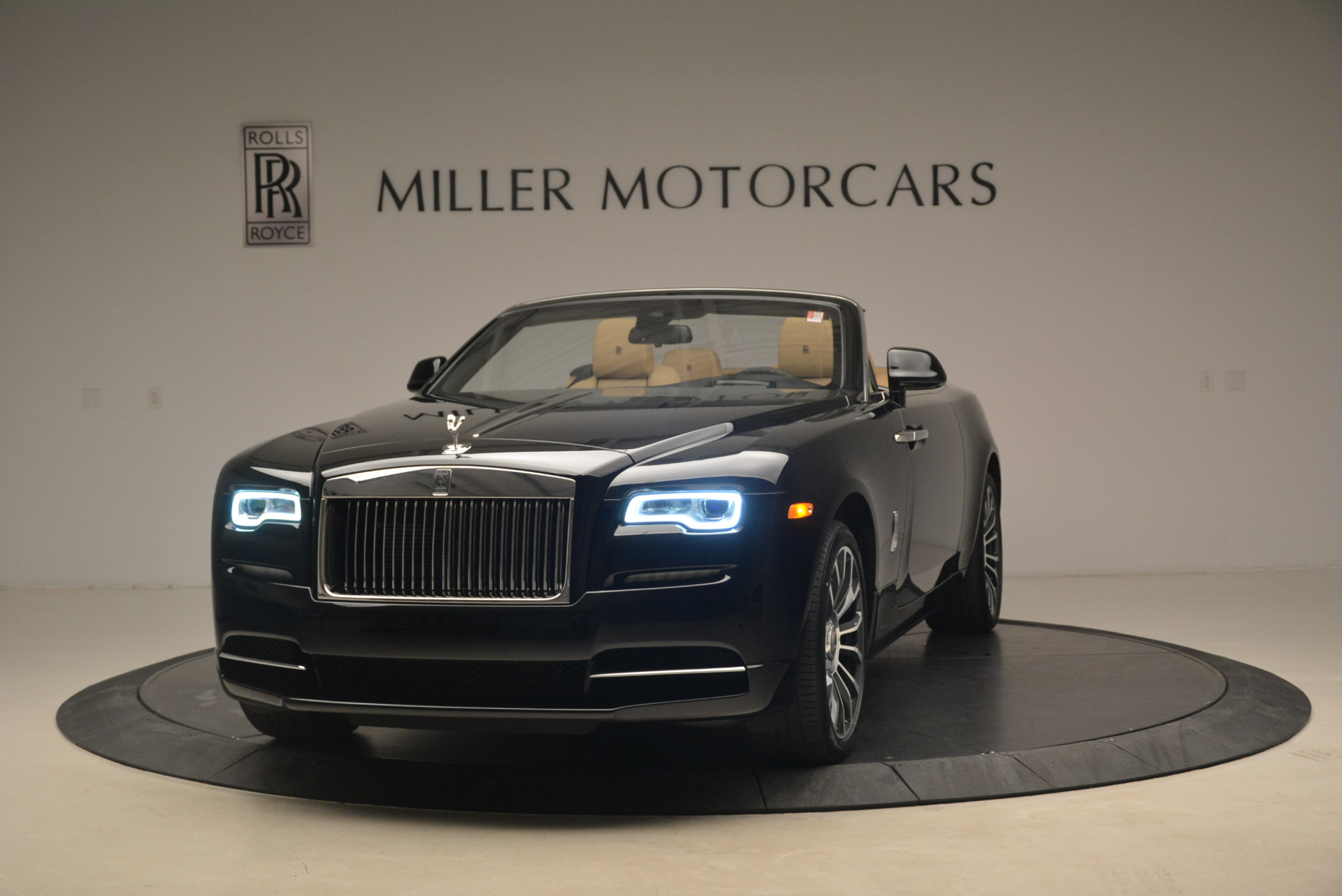 Used 2018 Rolls-Royce Dawn for sale Sold at Bugatti of Greenwich in Greenwich CT 06830 1