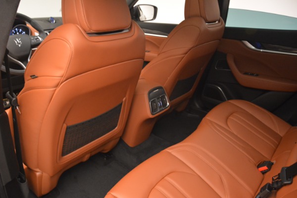 New 2018 Maserati Levante Q4 GranSport for sale Sold at Bugatti of Greenwich in Greenwich CT 06830 17