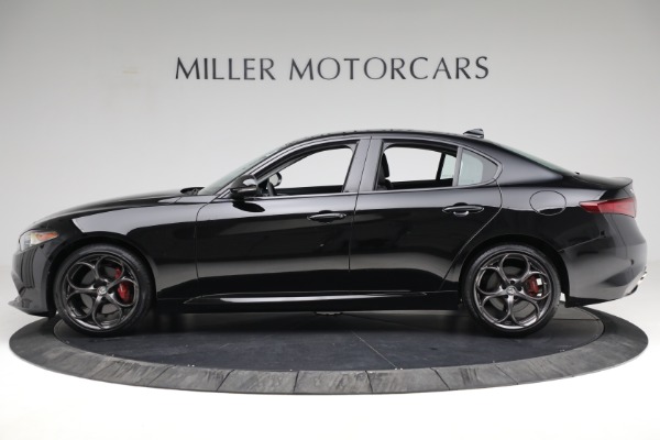 Used 2018 Alfa Romeo Giulia Ti Sport Q4 for sale Sold at Bugatti of Greenwich in Greenwich CT 06830 3