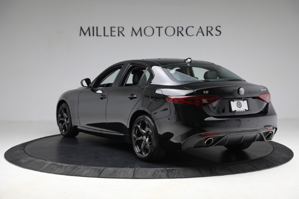 Used 2018 Alfa Romeo Giulia Ti Sport Q4 for sale Sold at Bugatti of Greenwich in Greenwich CT 06830 5