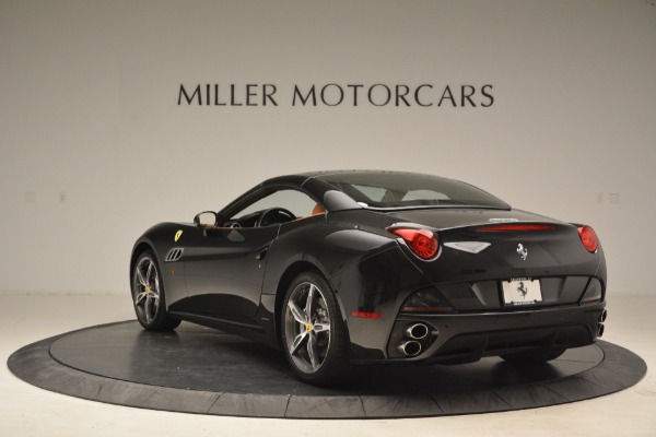 Used 2014 Ferrari California 30 for sale Sold at Bugatti of Greenwich in Greenwich CT 06830 17