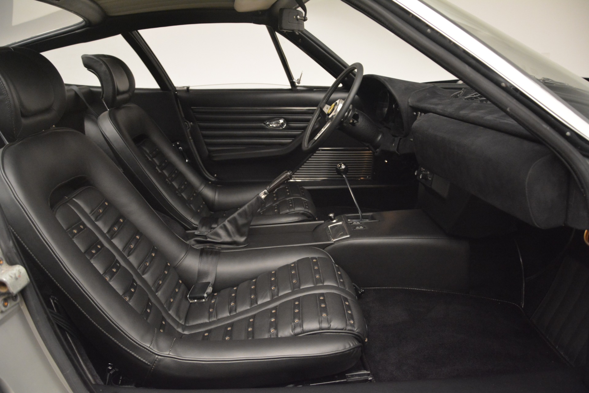 Pre Owned 1971 Ferrari 365 Gtb 4 Daytona For Sale Special Pricing