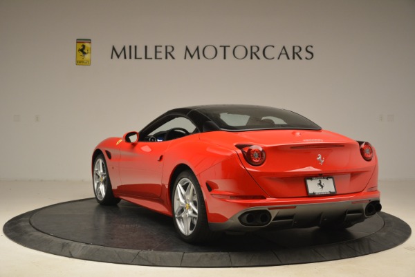 Used 2016 Ferrari California T Handling Speciale for sale Sold at Bugatti of Greenwich in Greenwich CT 06830 17