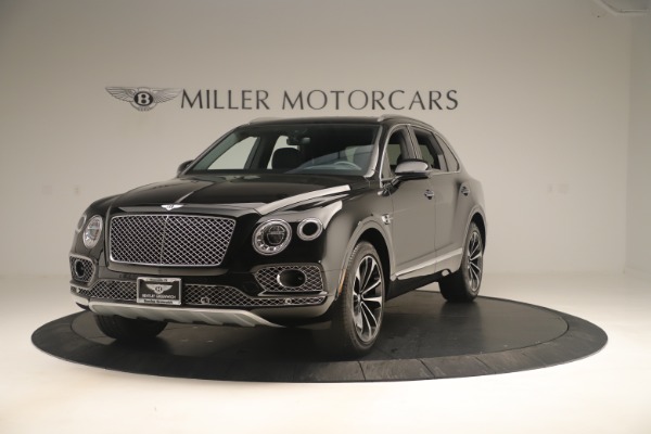 Used 2018 Bentley Bentayga W12 Signature for sale Sold at Bugatti of Greenwich in Greenwich CT 06830 1