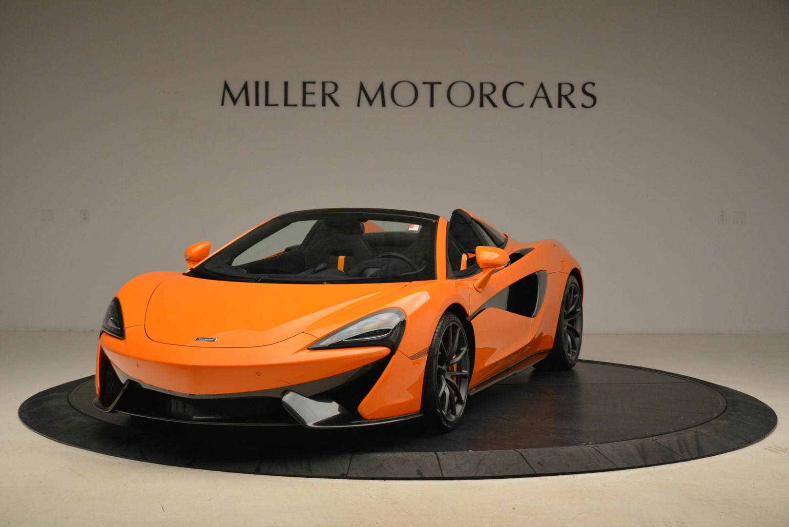 Used 2018 McLaren 570S Spider Convertible for sale Sold at Bugatti of Greenwich in Greenwich CT 06830 1