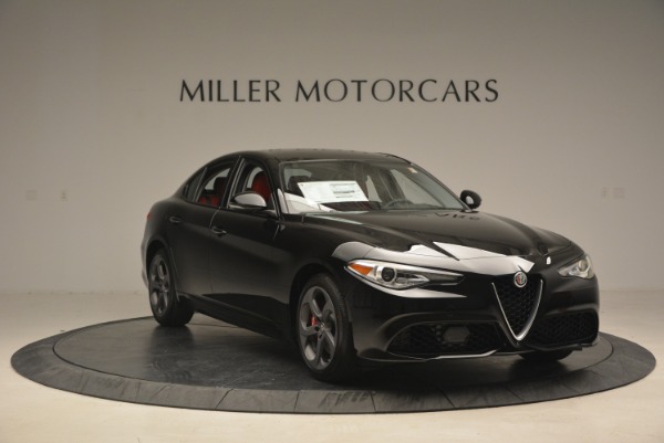 New 2018 Alfa Romeo Giulia Sport Q4 for sale Sold at Bugatti of Greenwich in Greenwich CT 06830 11