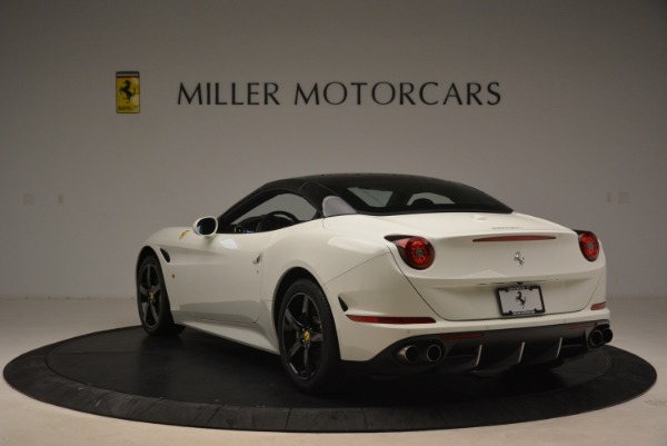 Used 2016 Ferrari California T for sale Sold at Bugatti of Greenwich in Greenwich CT 06830 17