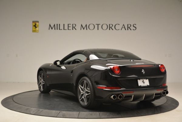 Used 2015 Ferrari California T for sale Sold at Bugatti of Greenwich in Greenwich CT 06830 17