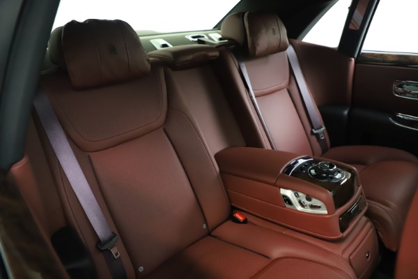 Used 2016 Rolls-Royce Ghost for sale Sold at Bugatti of Greenwich in Greenwich CT 06830 16