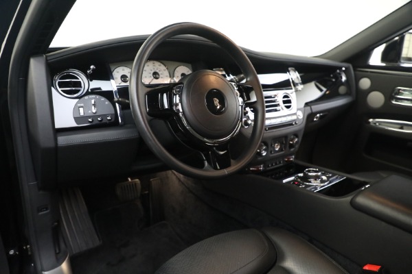 Used 2016 Rolls-Royce Ghost Series II for sale $169,900 at Bugatti of Greenwich in Greenwich CT 06830 16