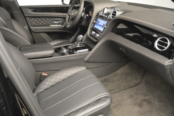 Used 2017 Bentley Bentayga W12 for sale Sold at Bugatti of Greenwich in Greenwich CT 06830 19