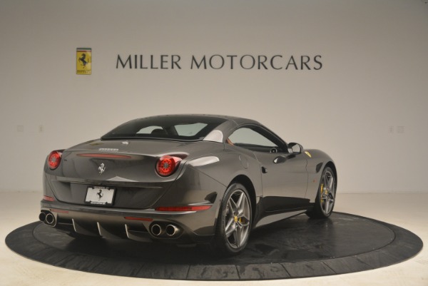 Used 2015 Ferrari California T for sale Sold at Bugatti of Greenwich in Greenwich CT 06830 19