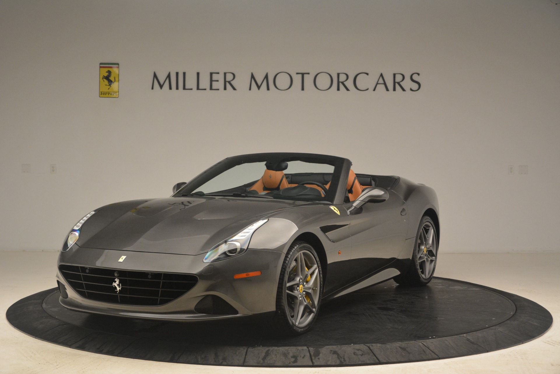 Used 2015 Ferrari California T for sale Sold at Bugatti of Greenwich in Greenwich CT 06830 1