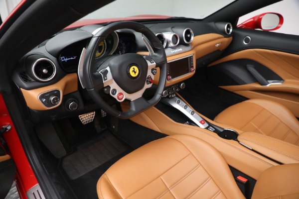 Used 2016 Ferrari California T Handling Speciale for sale Sold at Bugatti of Greenwich in Greenwich CT 06830 19