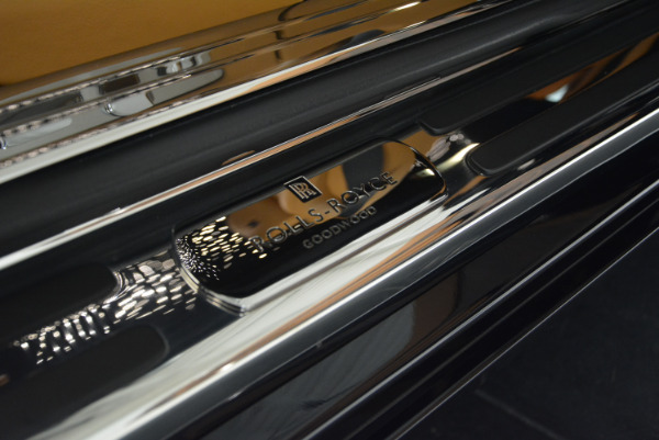 Used 2014 Rolls-Royce Wraith for sale Sold at Bugatti of Greenwich in Greenwich CT 06830 17