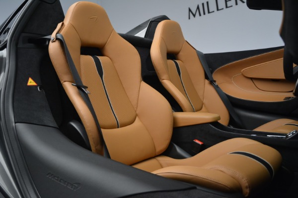 Used 2018 McLaren 570S Spider for sale Sold at Bugatti of Greenwich in Greenwich CT 06830 27