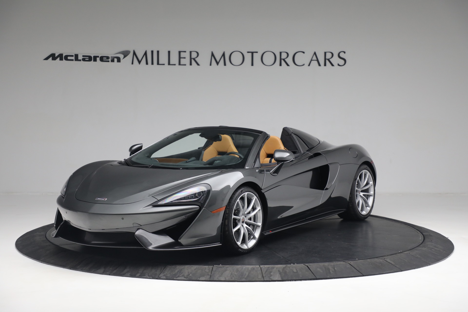 Used 2018 McLaren 570S Spider for sale Sold at Bugatti of Greenwich in Greenwich CT 06830 1