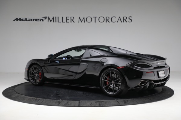 Used 2018 McLaren 570S Spider for sale Sold at Bugatti of Greenwich in Greenwich CT 06830 16