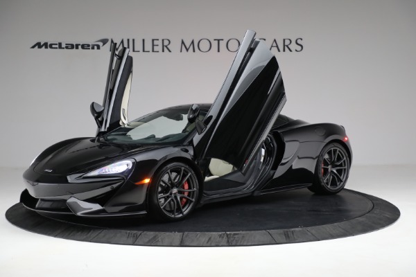 Used 2018 McLaren 570S Spider for sale Sold at Bugatti of Greenwich in Greenwich CT 06830 22