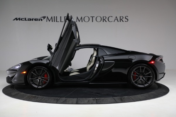 Used 2018 McLaren 570S Spider for sale Sold at Bugatti of Greenwich in Greenwich CT 06830 23